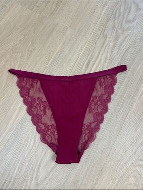 2008 Y2K Vintage Victoria’s Secret String Bikini Panty S